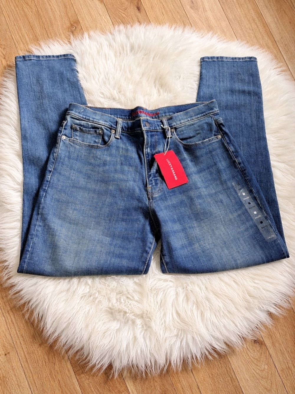 Lucky Brand Straight Leg Jeans Womens 34x32 Medium Wash NWT Classic Denim
